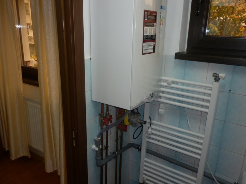 Piata Sudului, Oltenitei vav Scoala de Politie,